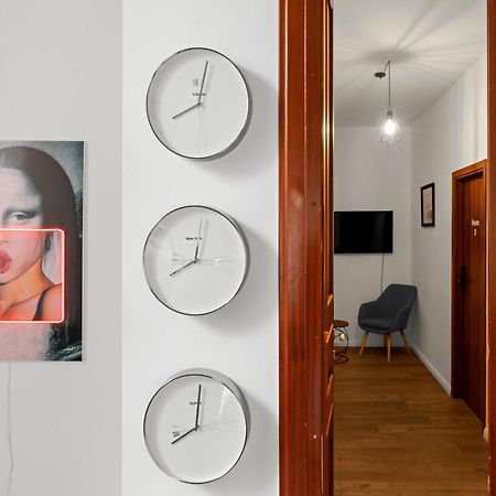 Nest Boutique Hostel Bucarest Extérieur photo