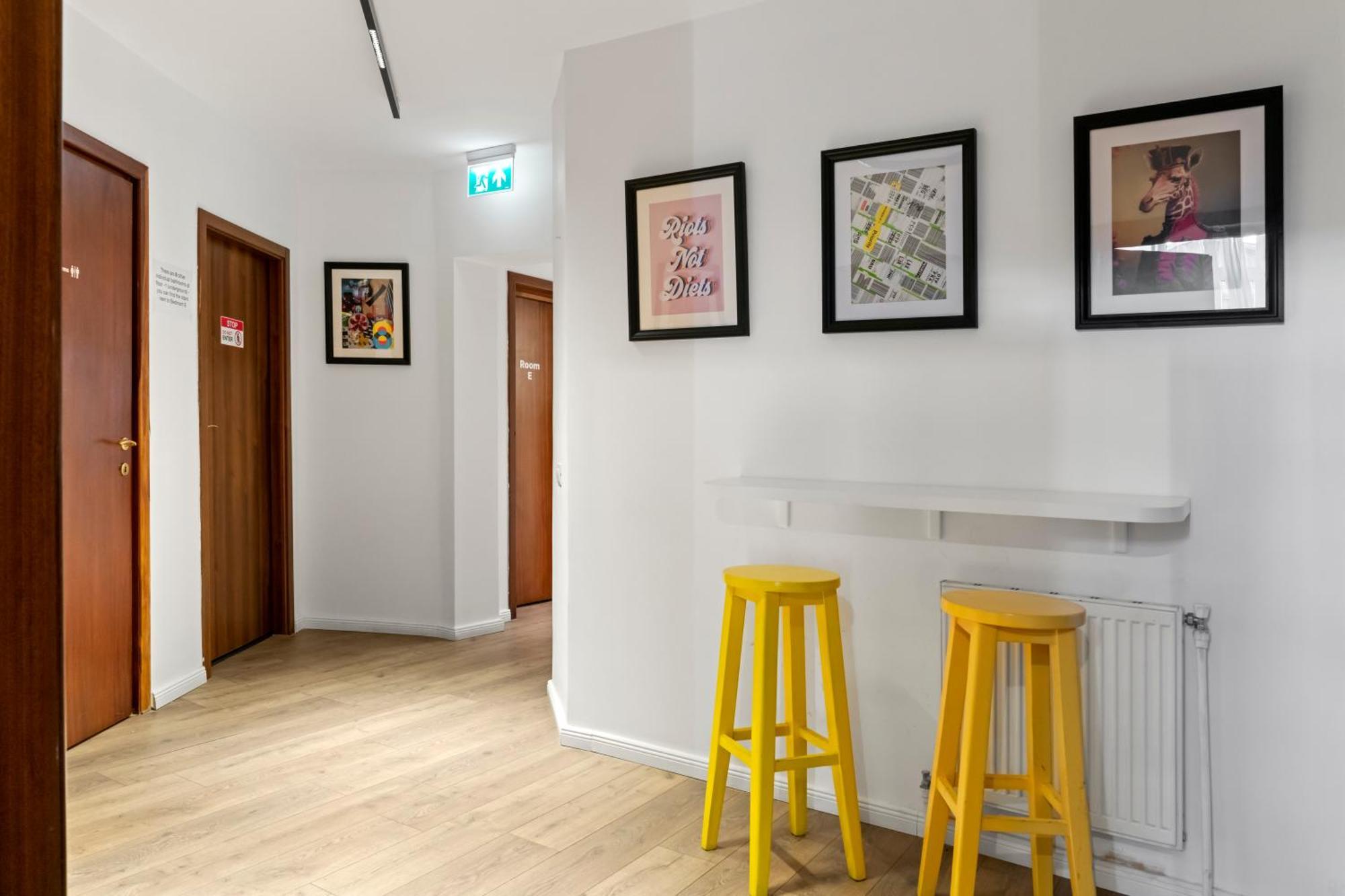 Nest Boutique Hostel Bucarest Extérieur photo