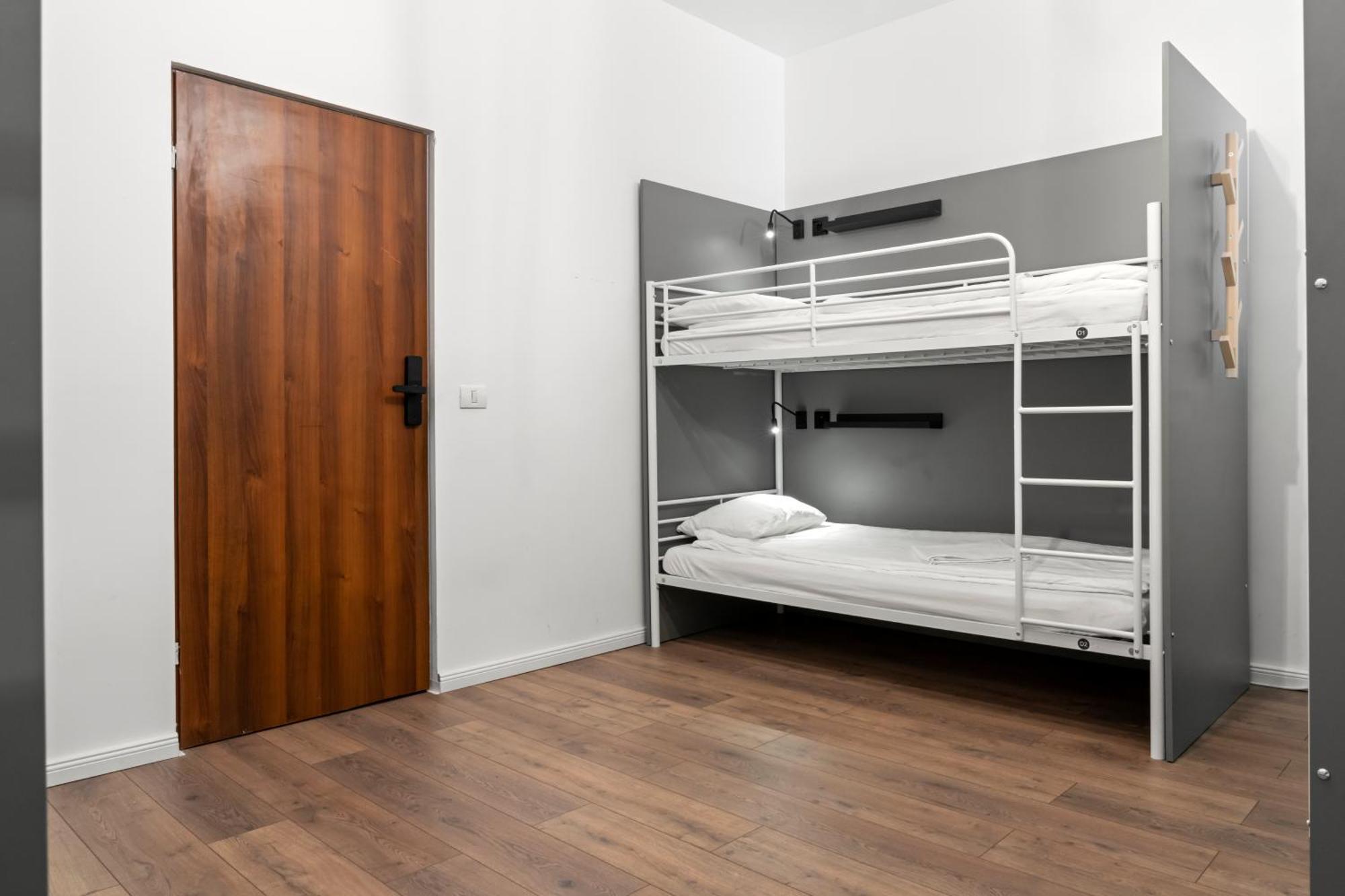 Nest Boutique Hostel Bucarest Extérieur photo