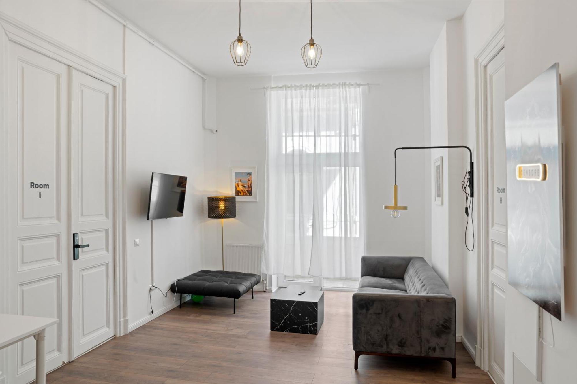 Nest Boutique Hostel Bucarest Extérieur photo